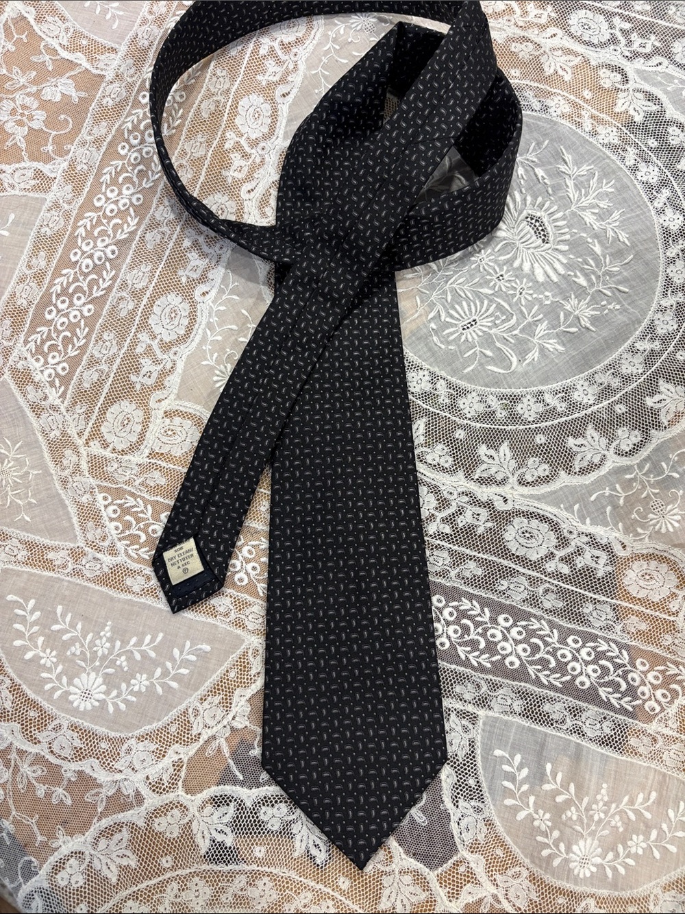 Classic Black Patterned Men's Silk Tie